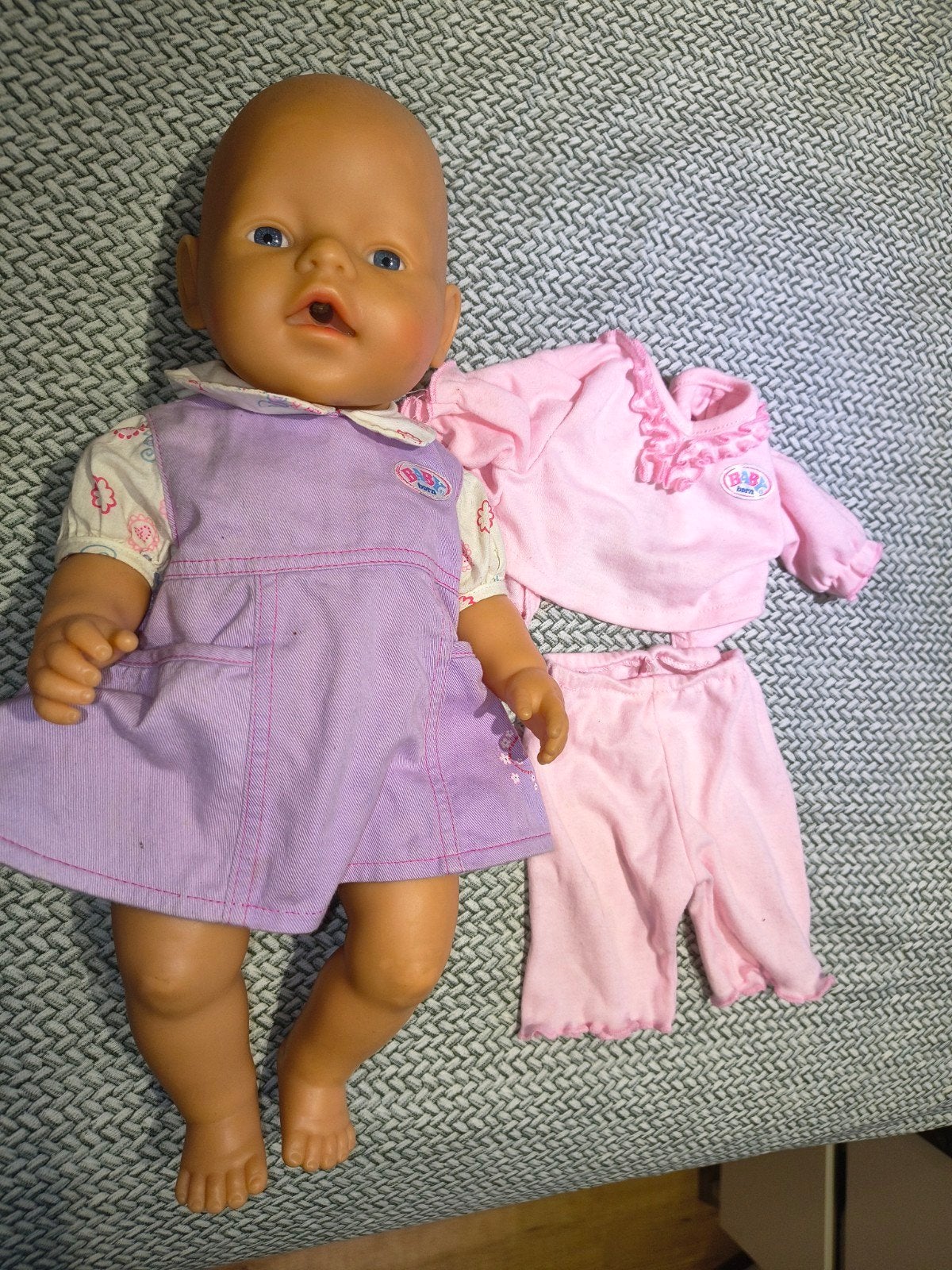 Baby Born pop met kleding, Kinderen en Baby's, Ophalen of Verzenden, Gebruikt, Babypop