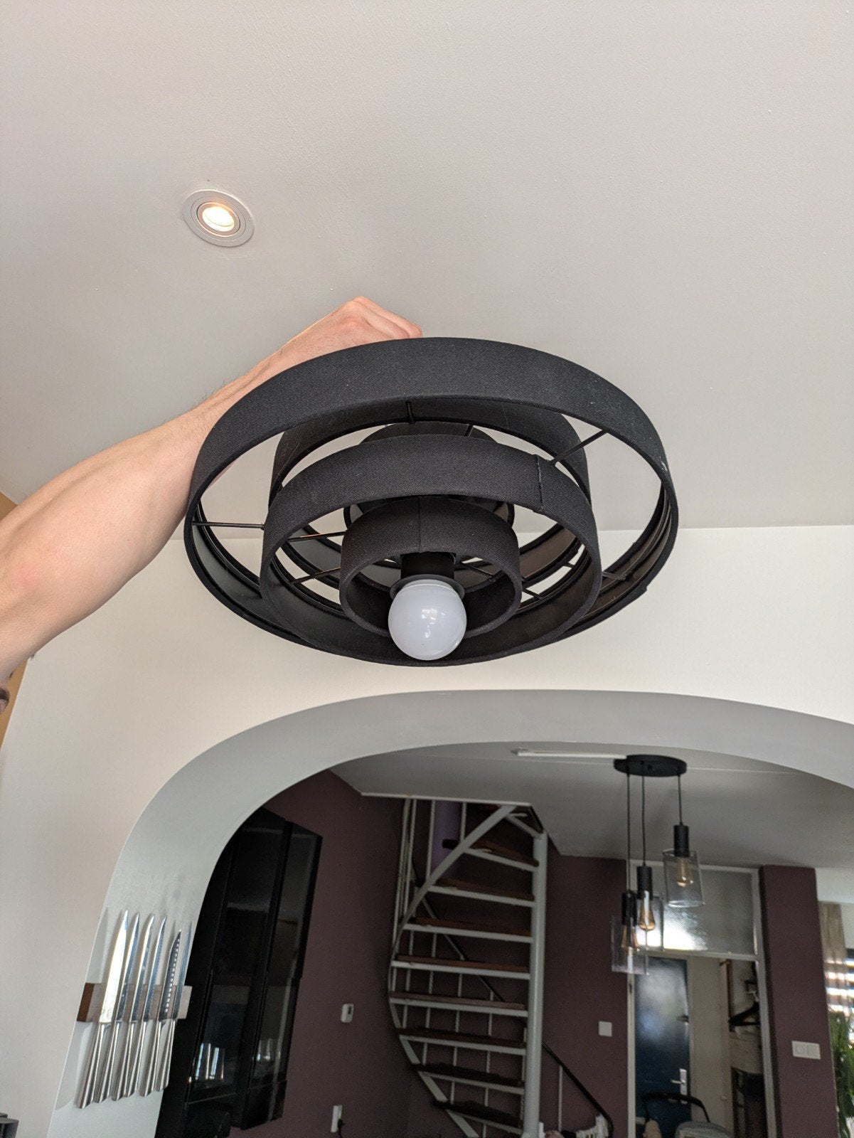 Moderne Zwarte Hanglamp - Spiraal Design, Ophalen, Minder dan 50 cm, Modern, Industrieel, Overige materialen