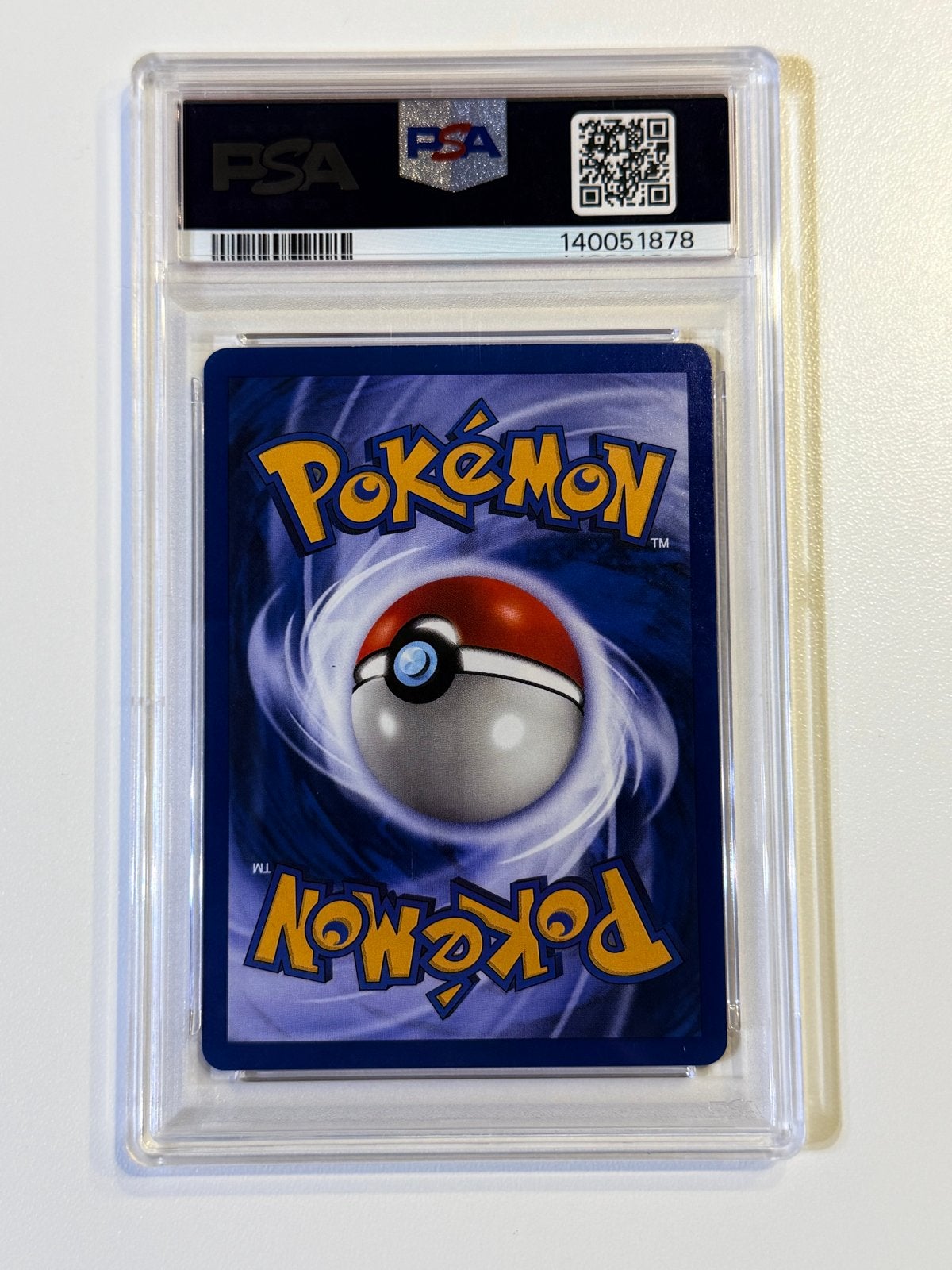 Umbreon Neo Discovery 13 | PSA 8 | Swirl, Ophalen of Verzenden, Zo goed als nieuw, Losse kaart, Foil