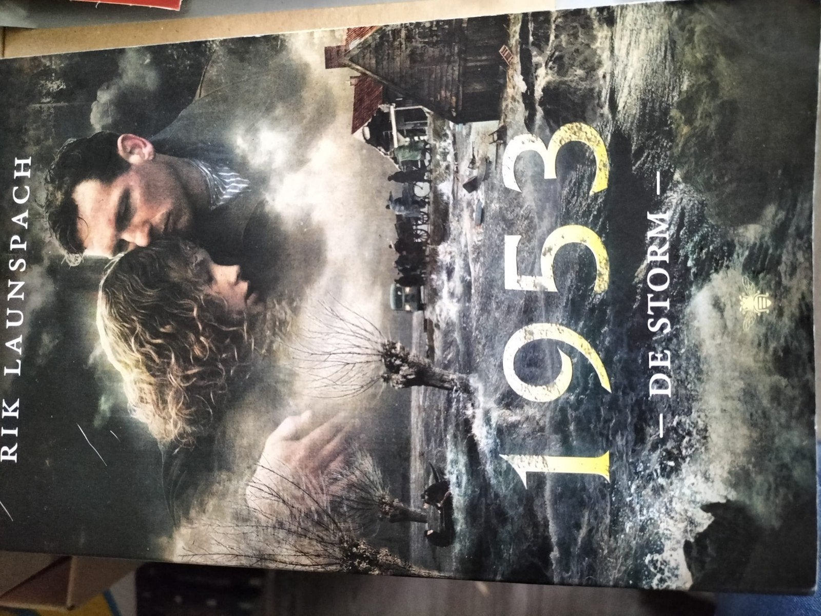 1953 De Storm - Rik Launspach (Boek), Boeken, Ophalen of Verzenden, Zo goed als nieuw, Rik Launspach, Nederland
