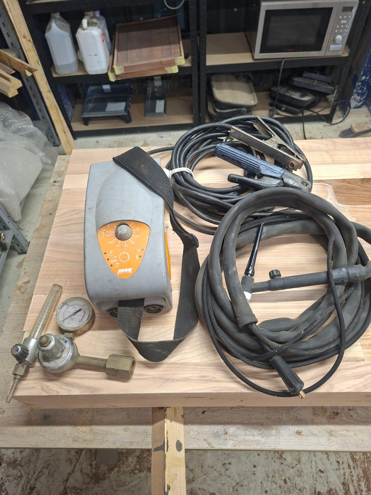 Rehm Booster.Pro 170 lasapparaat met toebehoren, Doe-het-zelf en Verbouw, Ophalen, Gebruikt, 150 tot 250 ampère, Inverter