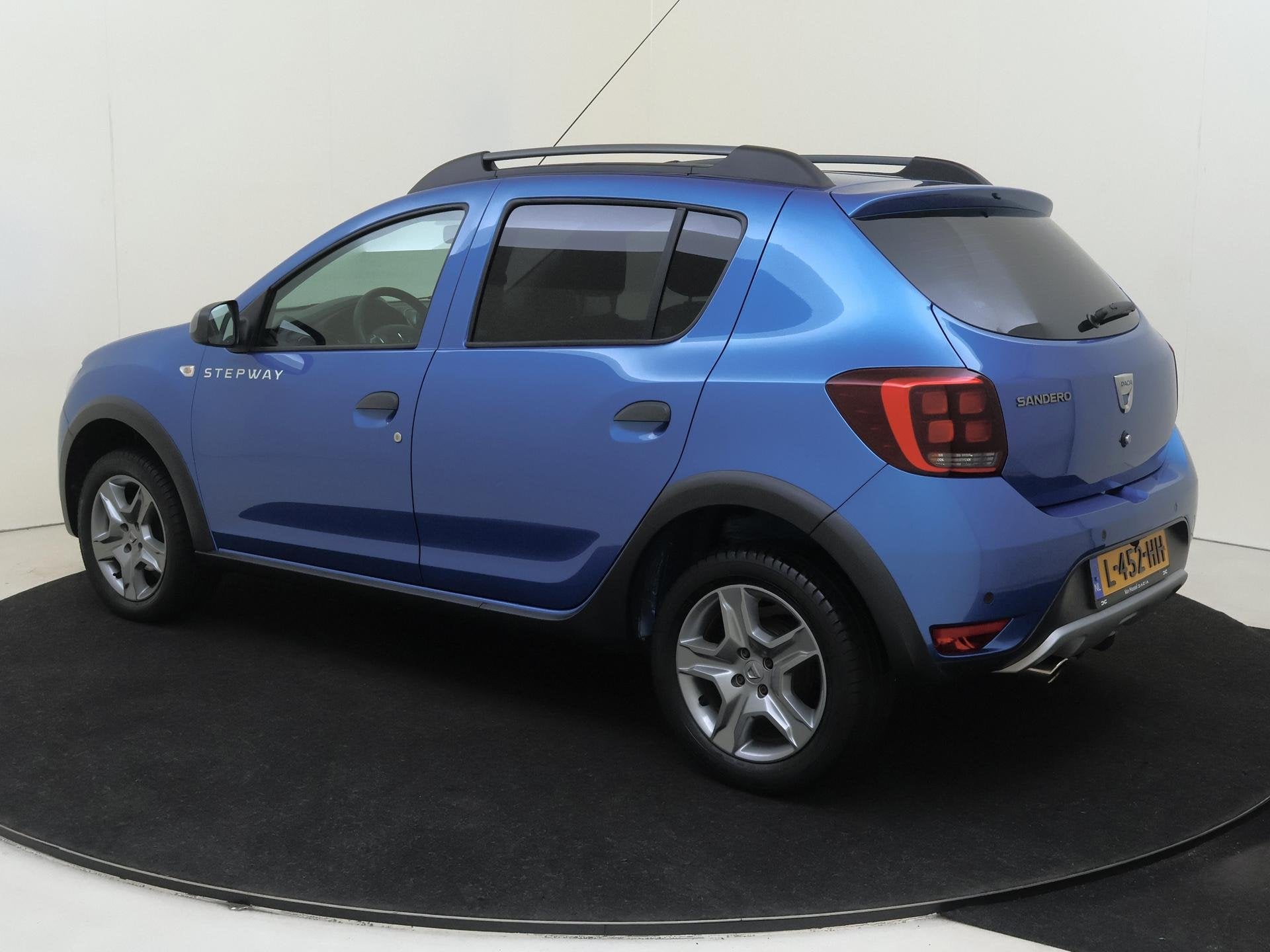 Dacia Sandero Stepway TCe90 Tech Road | Navigatie | Parkeers, Auto's, Stof, Euro 6, Blauw, Bedrijf