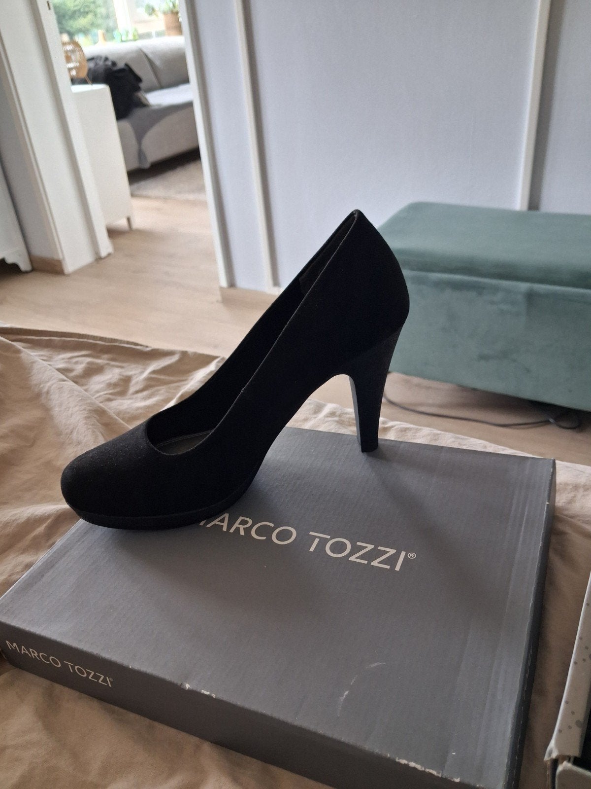 Zwarte Marco Tozzi Pumps met Hak - Maat 38, Ophalen of Verzenden, Nieuw, Zwart