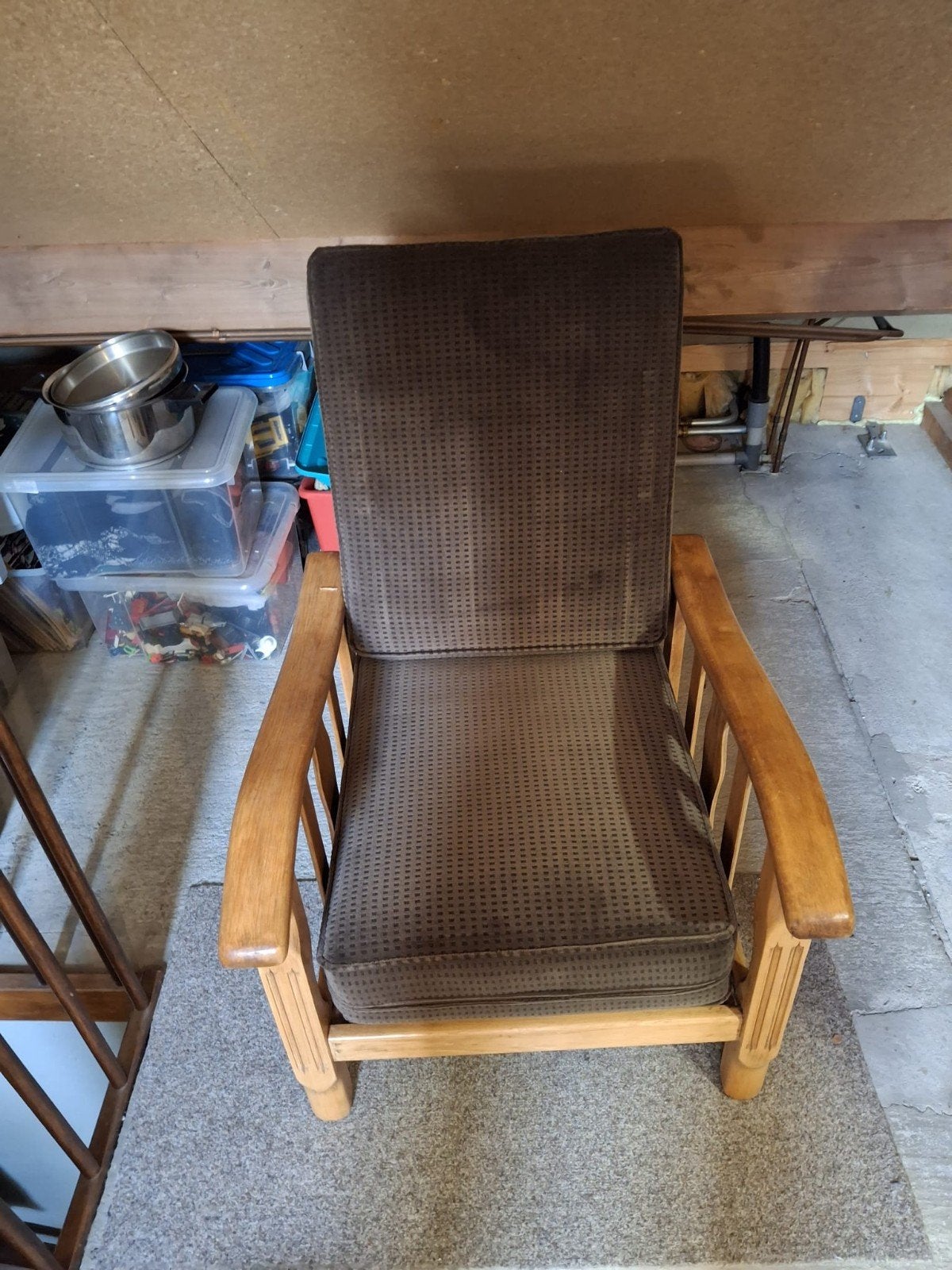 grote oude lounge stoel, Huis en Inrichting, Fauteuils, Ophalen, Gebruikt, 50 tot 75 cm