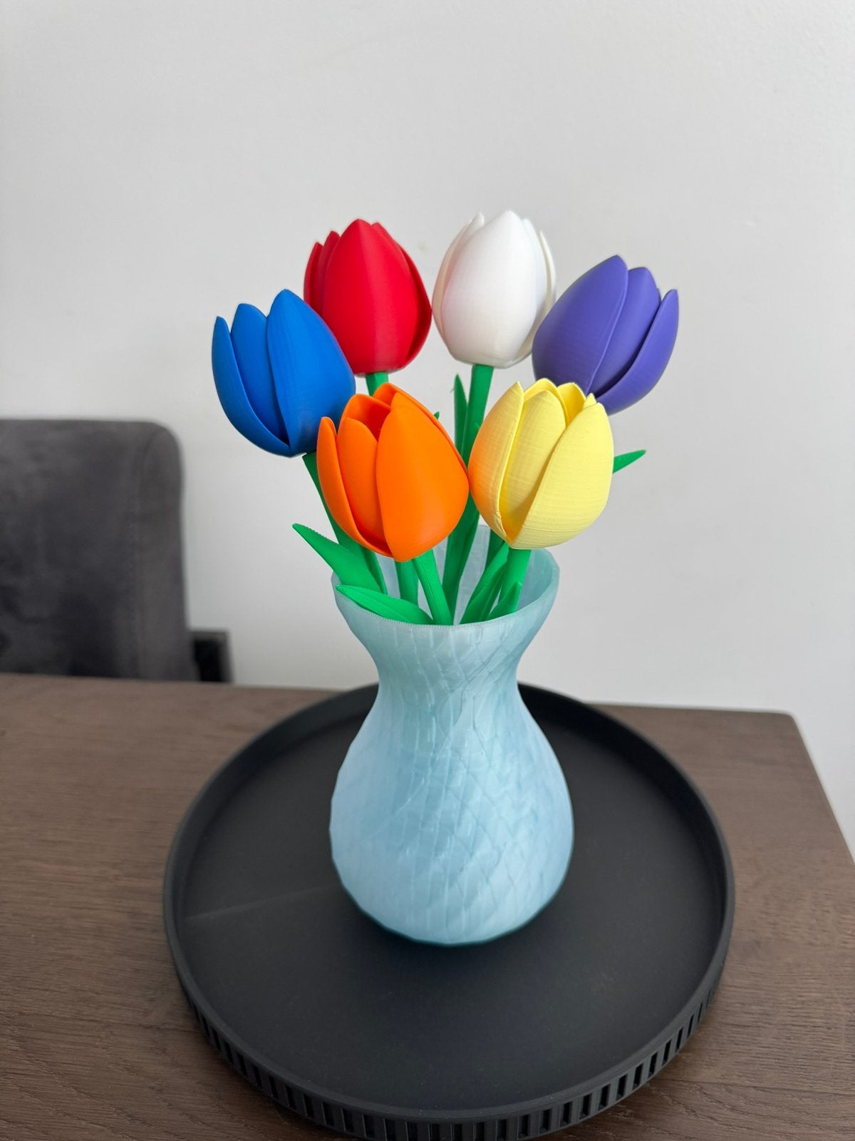 3D-geprinte Tulpen & Vaas – Kleurrijke Decoratie, Kunststof, Meerkleurig, 3D-geprint, Nieuw