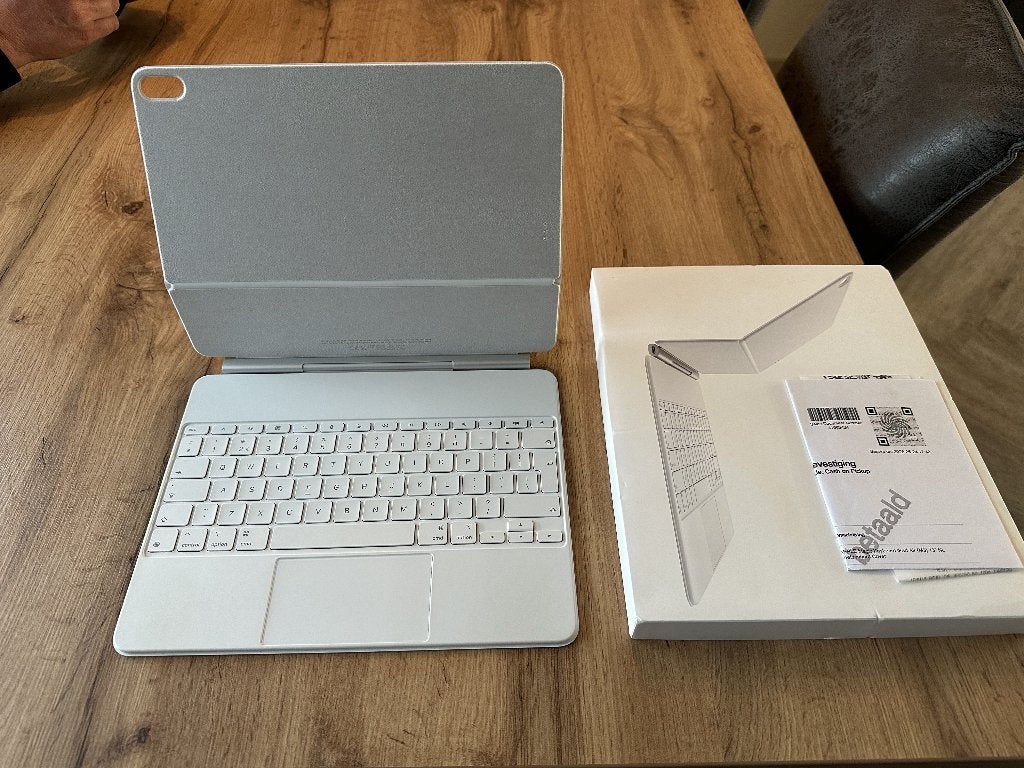 Apple Magic Keyboard voor iPad Air 13-inch, Computers en Software, Apple iPads, 13 inch of meer, Verzenden, Wit, Apple iPad Air