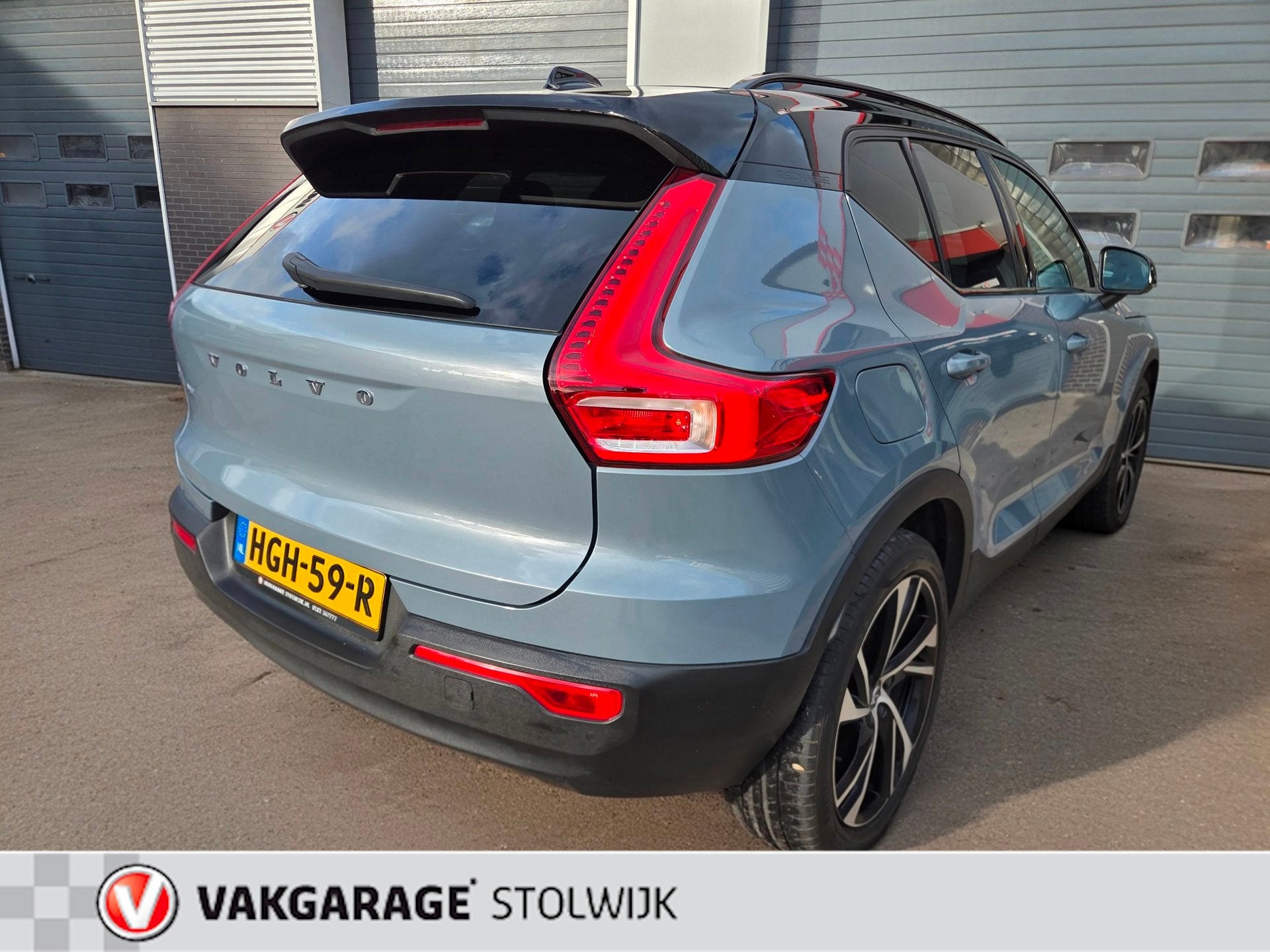 Volvo XC40 1.5 T5 Recharge R-Design, Trekhaak Automaat, Pano, Auto's, Plug-in hybride, Bedrijf, Hybride Elektrisch/Benzine, 3 cilinders