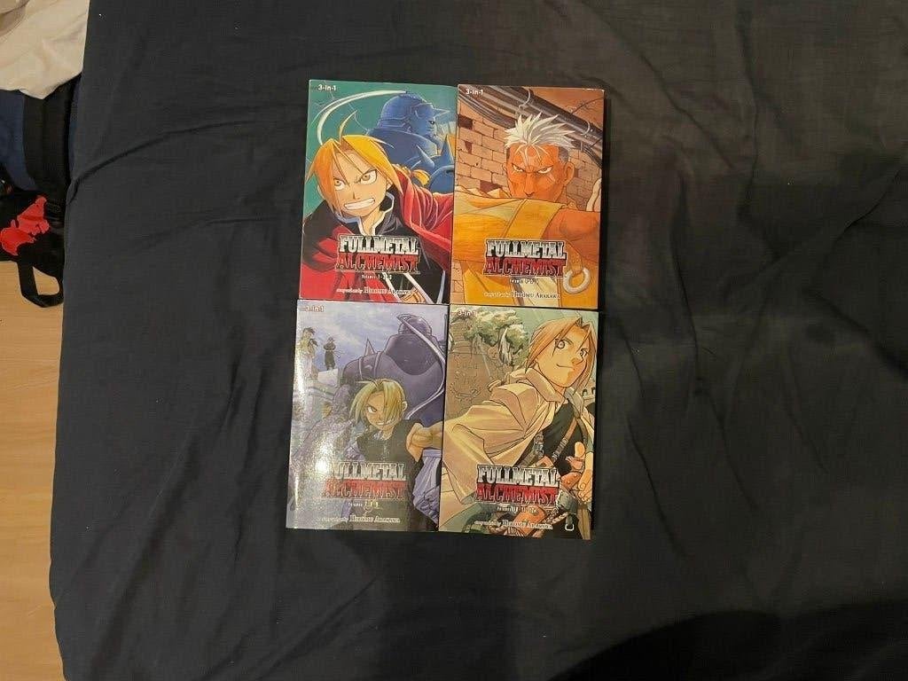 Fullmetal Alchemist Manga 3-in-1 Bundel (4 delen), Ophalen of Verzenden, Zo goed als nieuw, Meerdere comics, Hiromu Arakawa