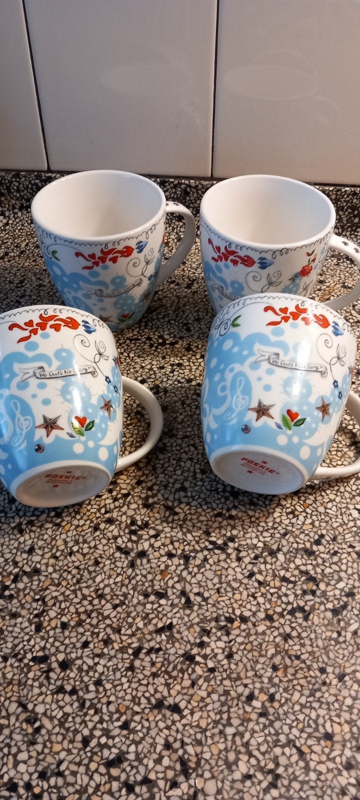 4 grote Poekie mokken, vaatwasser- en magnetronbestendig, Ophalen, Gebruikt, Overige merken, Keramiek