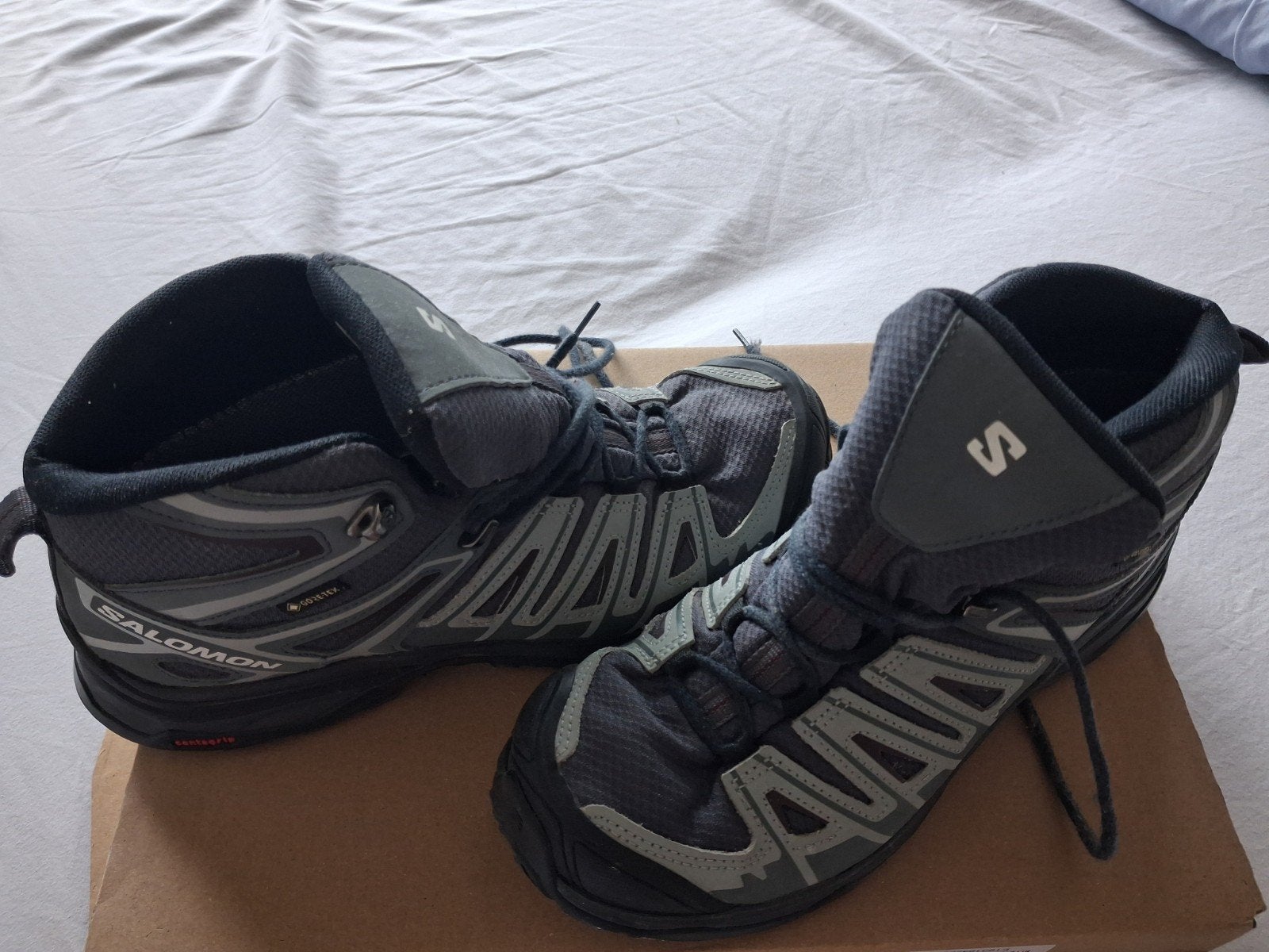 Salomon Gore-Tex wandelschoenen - Maat 39 1/3, Ophalen of Verzenden, Zo goed als nieuw, Schoenen