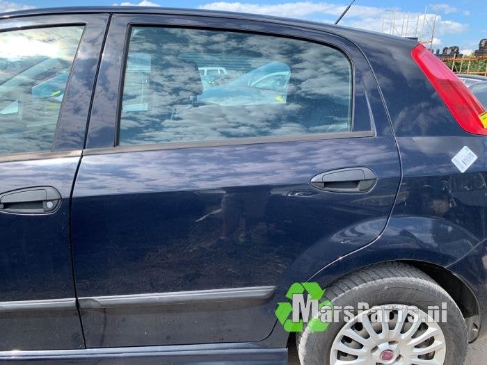 Portier 4Deurs links-achter van een Fiat Punto Grande, Gebruikt, -, Deur, -