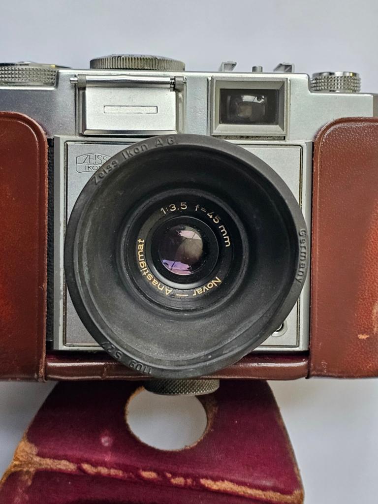 Vintage Zeiss Ikon Contina IIa camera met lederen tas, Ophalen, Gebruikt, Compact, Overige Merken