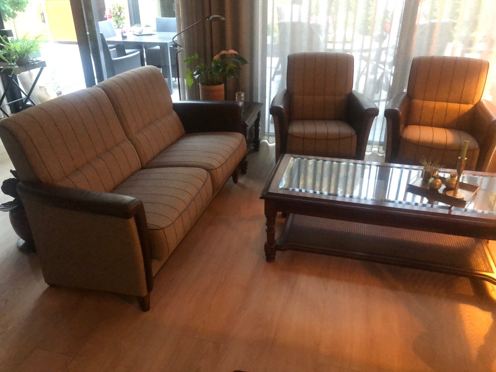 Zithoek: Tweezitter en 2 fauteuils - Zo goed als nieuw, Ophalen, Zo goed als nieuw, Stof
