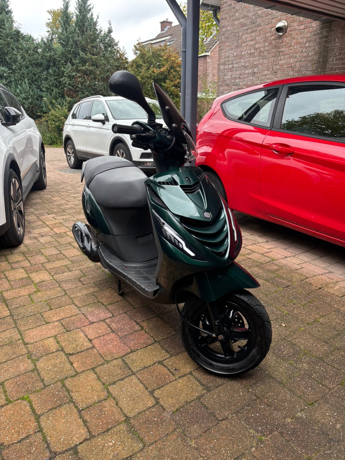 Piaggio Zip 4 Takt 2v 50cc Geel Kenteken, Ophalen, Gebruikt, Maximaal 45 km/u, Zip