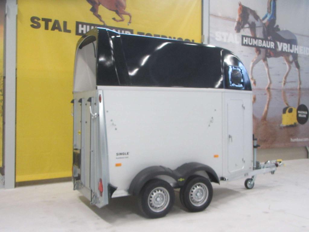 Humbaur 1,5 paards. Single Alu + zadelkamer. Prijs 9450,-, Niet ingevuld, 1½-paards trailer, Niet ingevuld, Ophalen