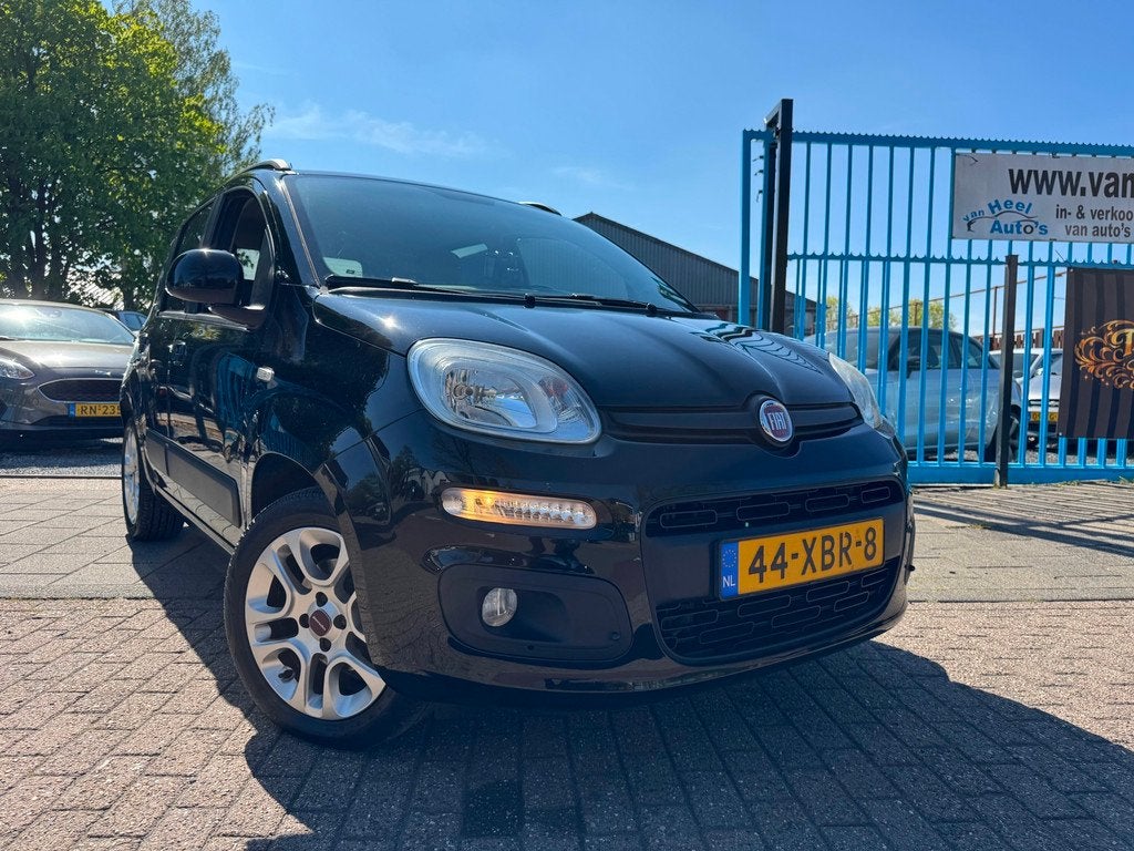 Fiat Panda 0.9 TwinAir Lounge A-C Elek Pakket Navi Lmv, Voorwielaandrijving, Euro 5, Panda, Zwart