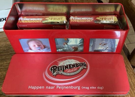 Vintage Peijnenburg koekblik met babyfoto's, Verzamelen, Blikken, Ophalen of Verzenden, Gebruikt, Koek(jes), Overige merken