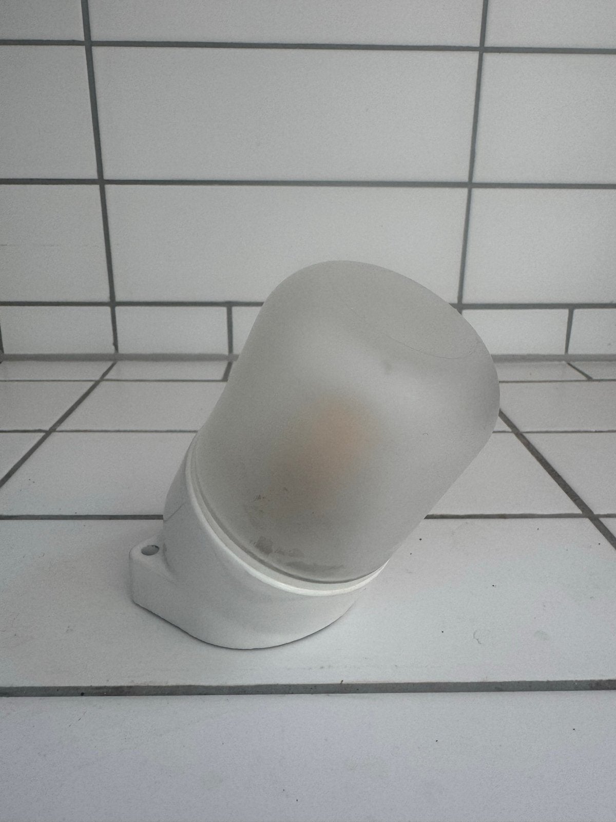 Karwei Badkamer Wandlamp Mataro IP44 - Wit, Huis en Inrichting, Lampen | Overige, Gebruikt, Overige merken, Waterbestendig, E27 (groot)