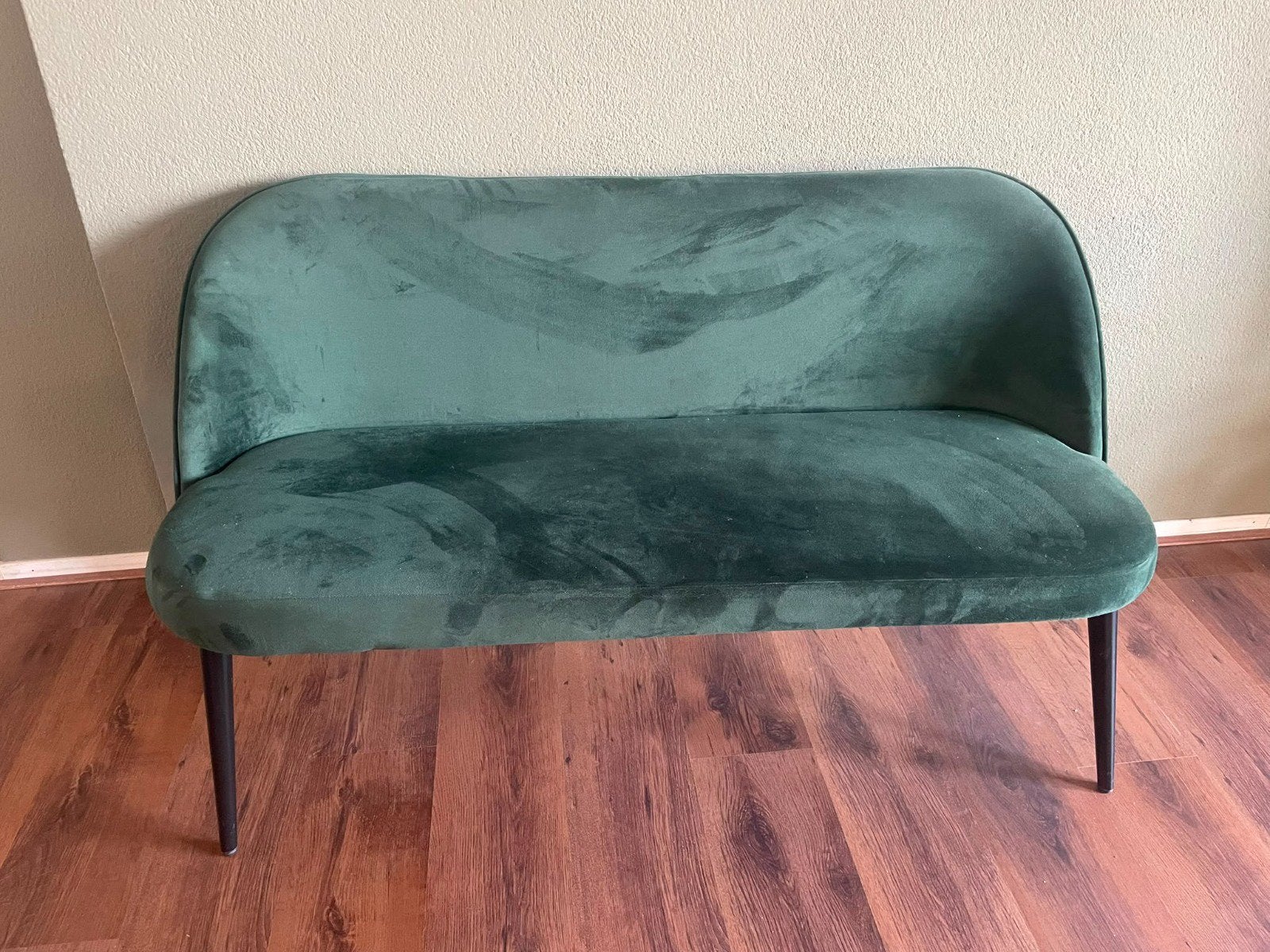 Groen velvet bankje voor bij eettafel, Ophalen, Tweepersoons, 75 tot 100 cm, Zo goed als nieuw