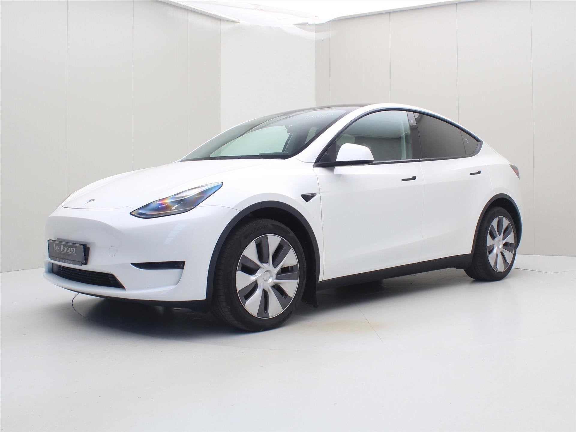 Tesla Model Y Long Range AWD 75kWh 351pk 92.8% SoH [ TREKHAA, Auto's, Automaat, Gebruikt, Zwart, Wit