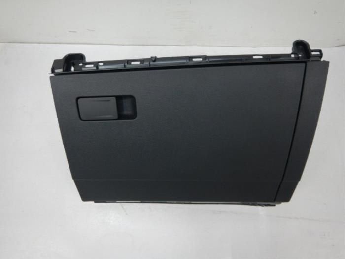 VW Golf 8 Dashboard Kast Zonder slot, Ophalen of Verzenden, Gebruikt