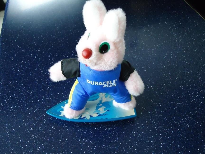 konijntje van duracell 17 cm hoog, Verzamelen, Merken en Reclamevoorwerpen, Ophalen of Verzenden, Zo goed als nieuw, Overige typen