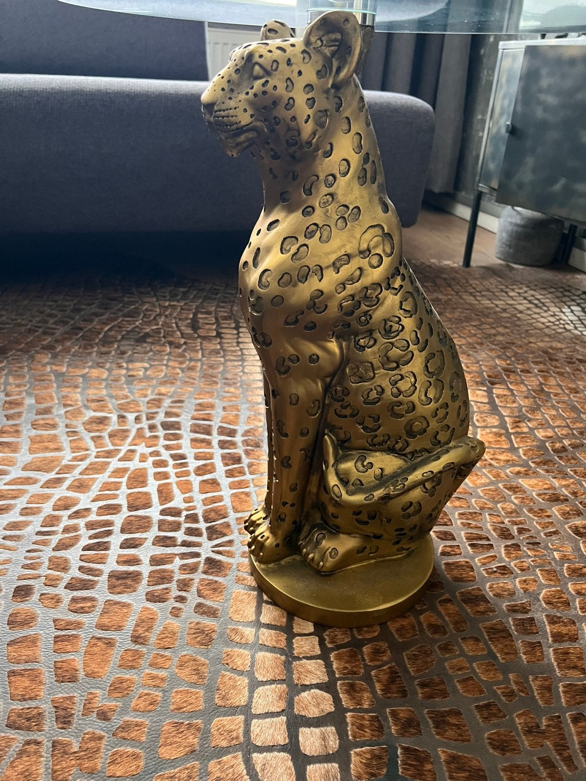 Luxe luipaard bijzettafel met glazen blad | Hotel chique, Rond, Zo goed als nieuw, Ophalen, 45 tot 60 cm