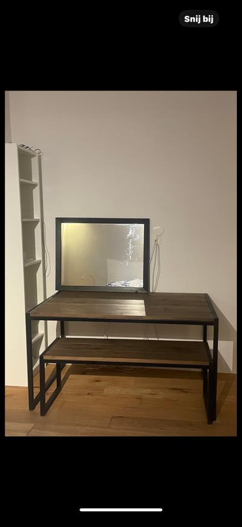 Industriële houten tafel met metalen frame en spiegel, Ophalen of Verzenden, Zo goed als nieuw