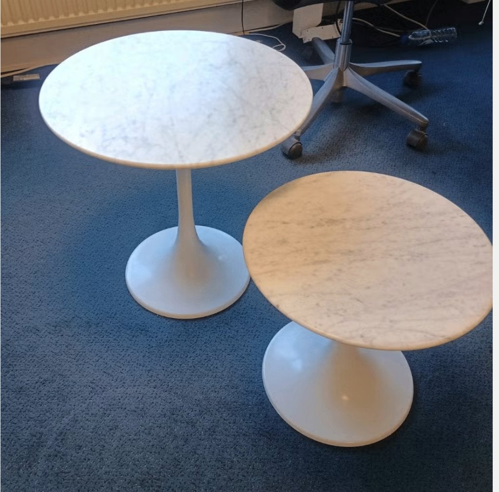 Witte Tulip Saarinen tafels met marmeren blad bijzettafels, Ophalen