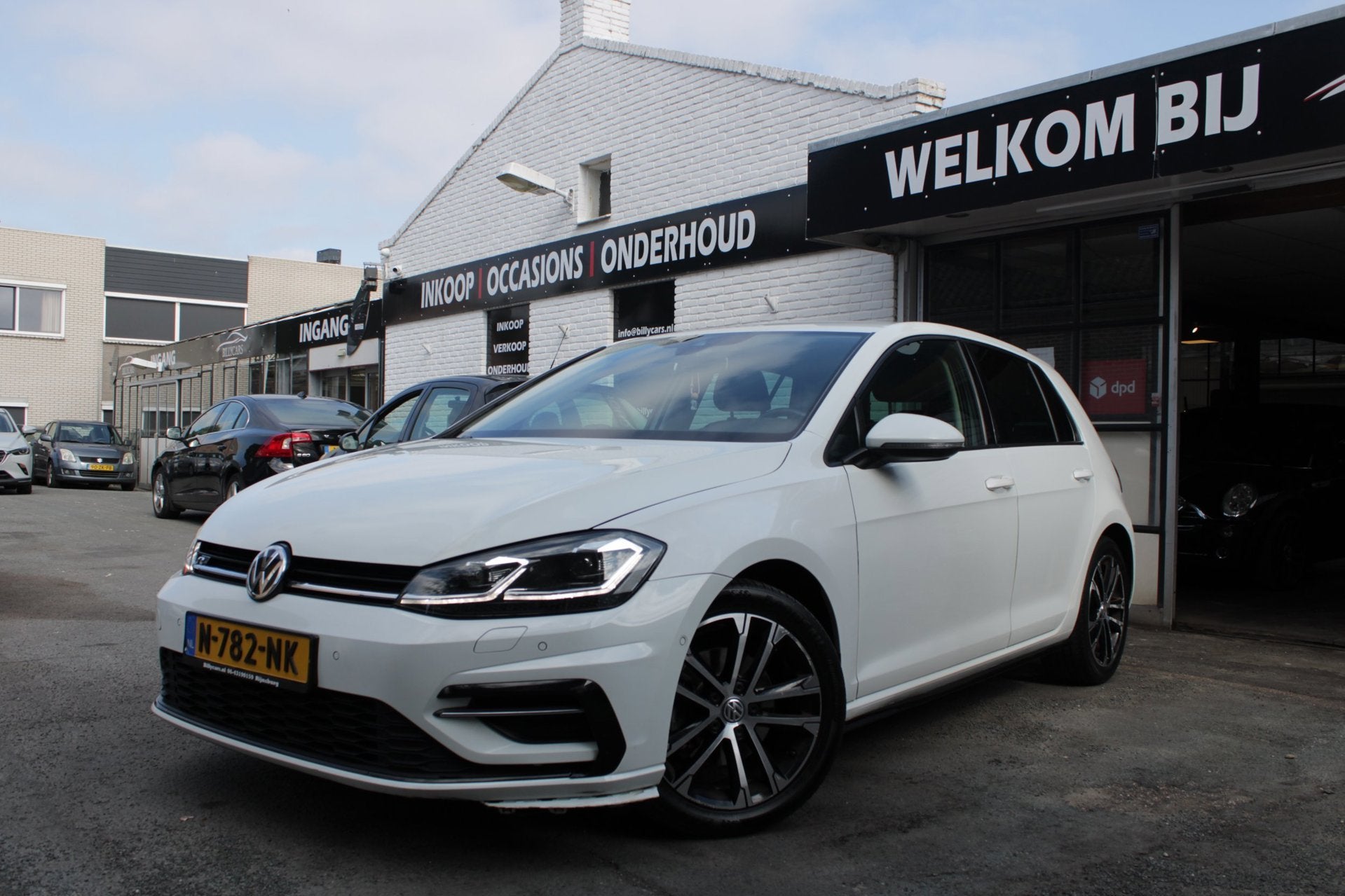 Volkswagen Golf 1.5 TSI Highline Business R / Camera / AUTOM, Stof, 4 cilinders, 150 pk, Wit
