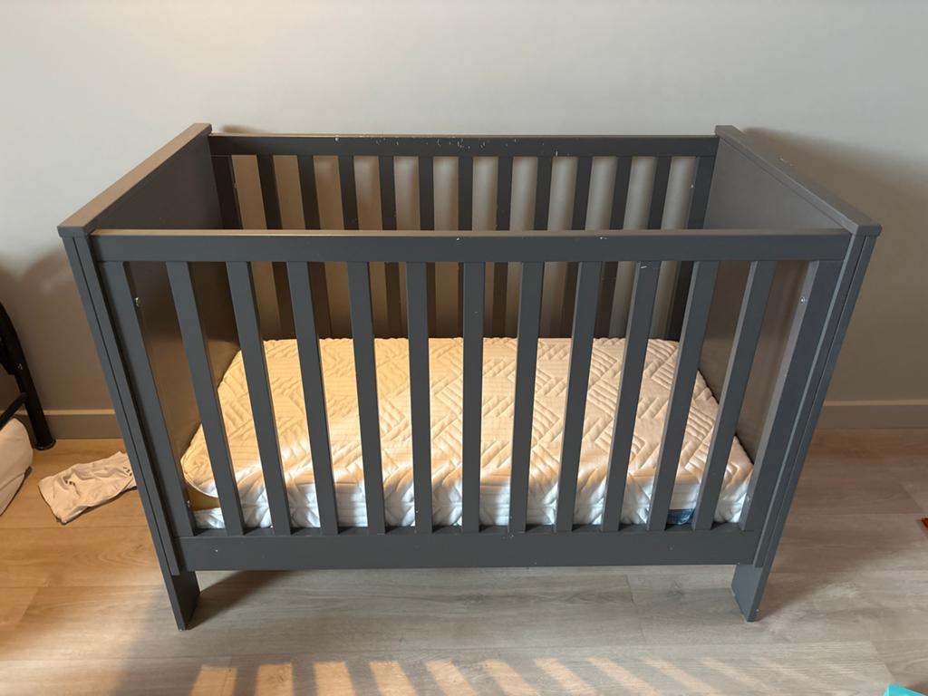 Kinder Compagnie Ilse Ledikant en Commode RAL 7039, Ophalen, Gebruikt, 50 tot 70 cm, 100 cm of meer