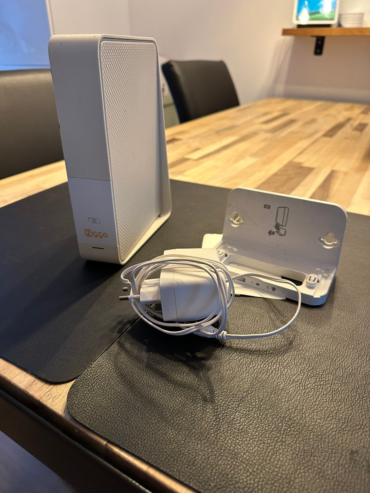 Ziggo Router, Ophalen of Verzenden, Gebruikt