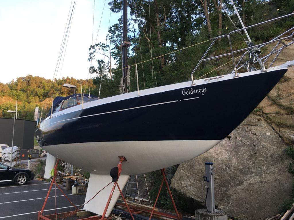 1980 Bostrom 31 Sailboat. Incredible price. Need to go 30.6., Ophalen, Diesel