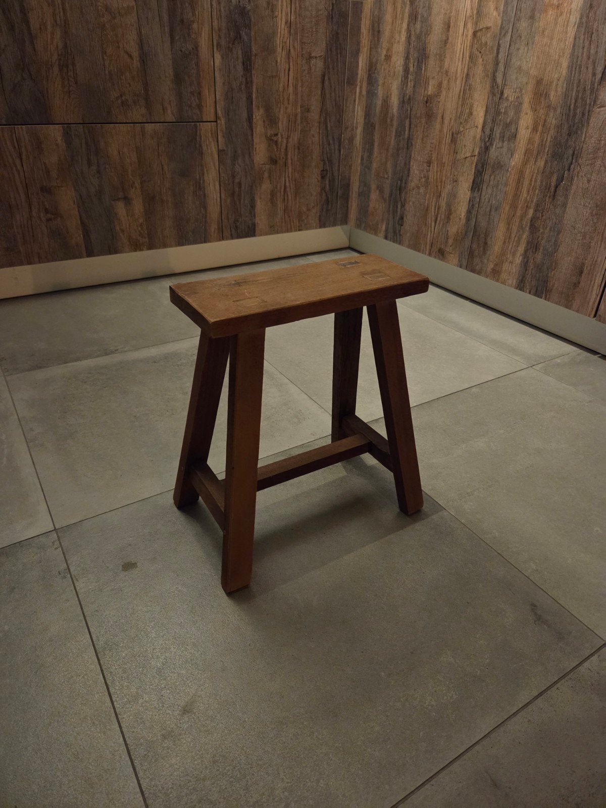 krukje bijzettafel plantentafel hout sidetable vintage retro, Ophalen, Hout