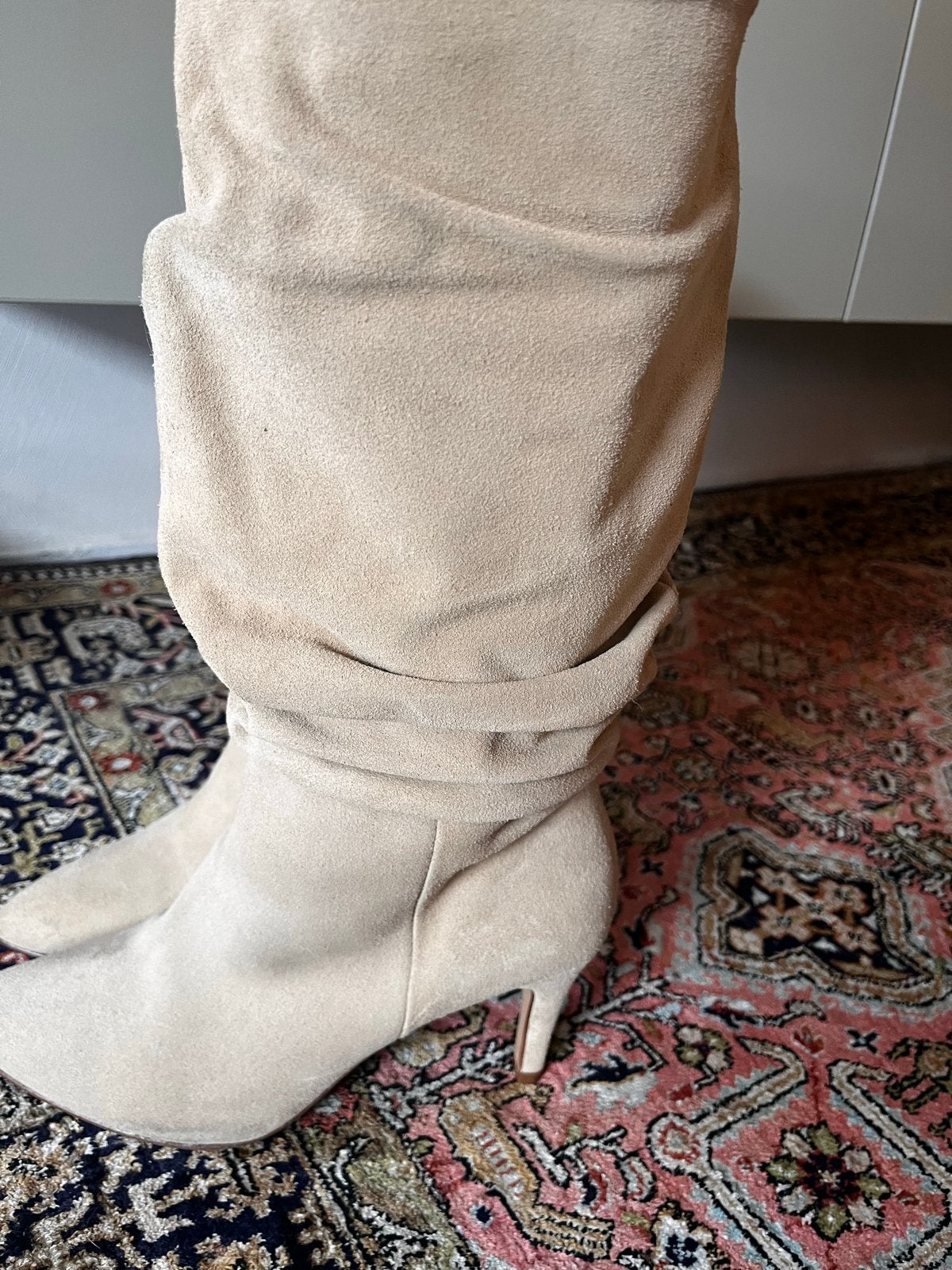 Toral suède laarzen maat 37 ongedragen, Ophalen of Verzenden, Zo goed als nieuw, Beige, Hoge laarzen