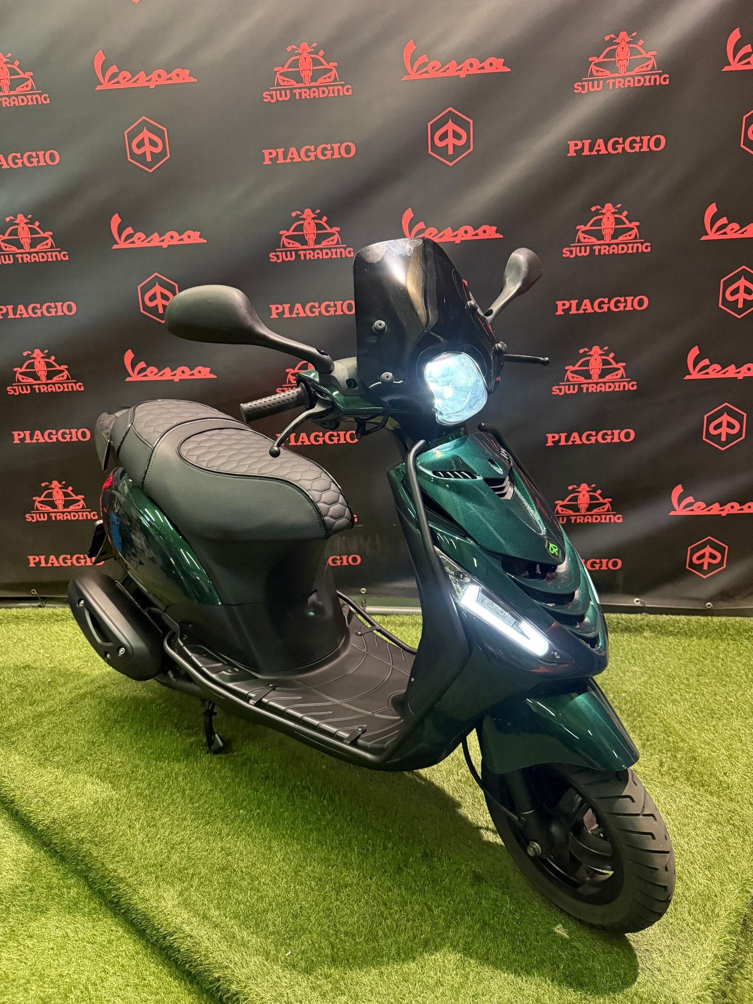 Piaggio Zip 2021 Brom! SP Jaguar Green / RS Zadel / Garantie, Maximaal 45 km/u, Zip, Ophalen of Verzenden