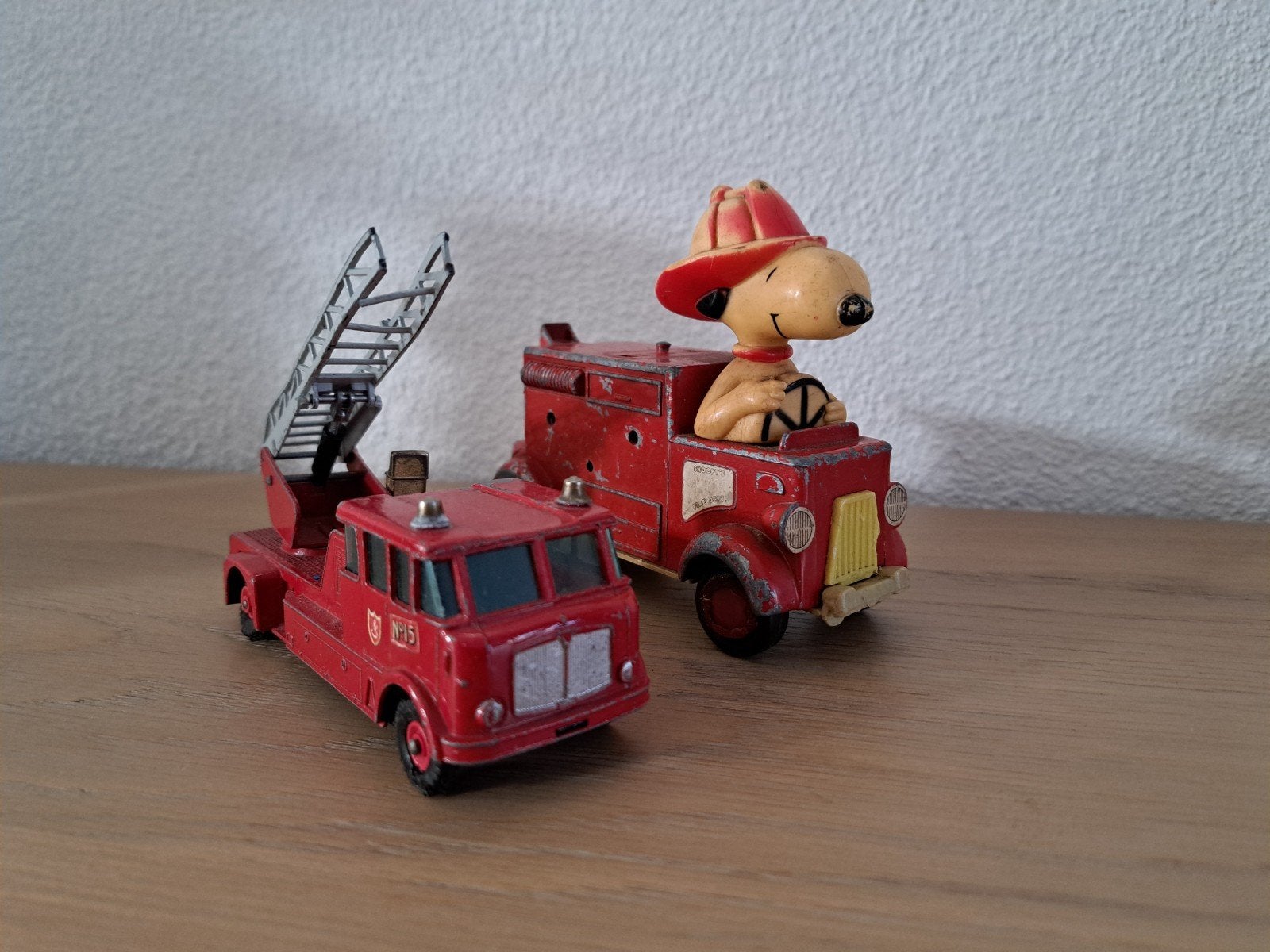 Vintage brandweerauto speelgoedauto Aviva Matchbox prijs pst, Ophalen of Verzenden, Gebruikt