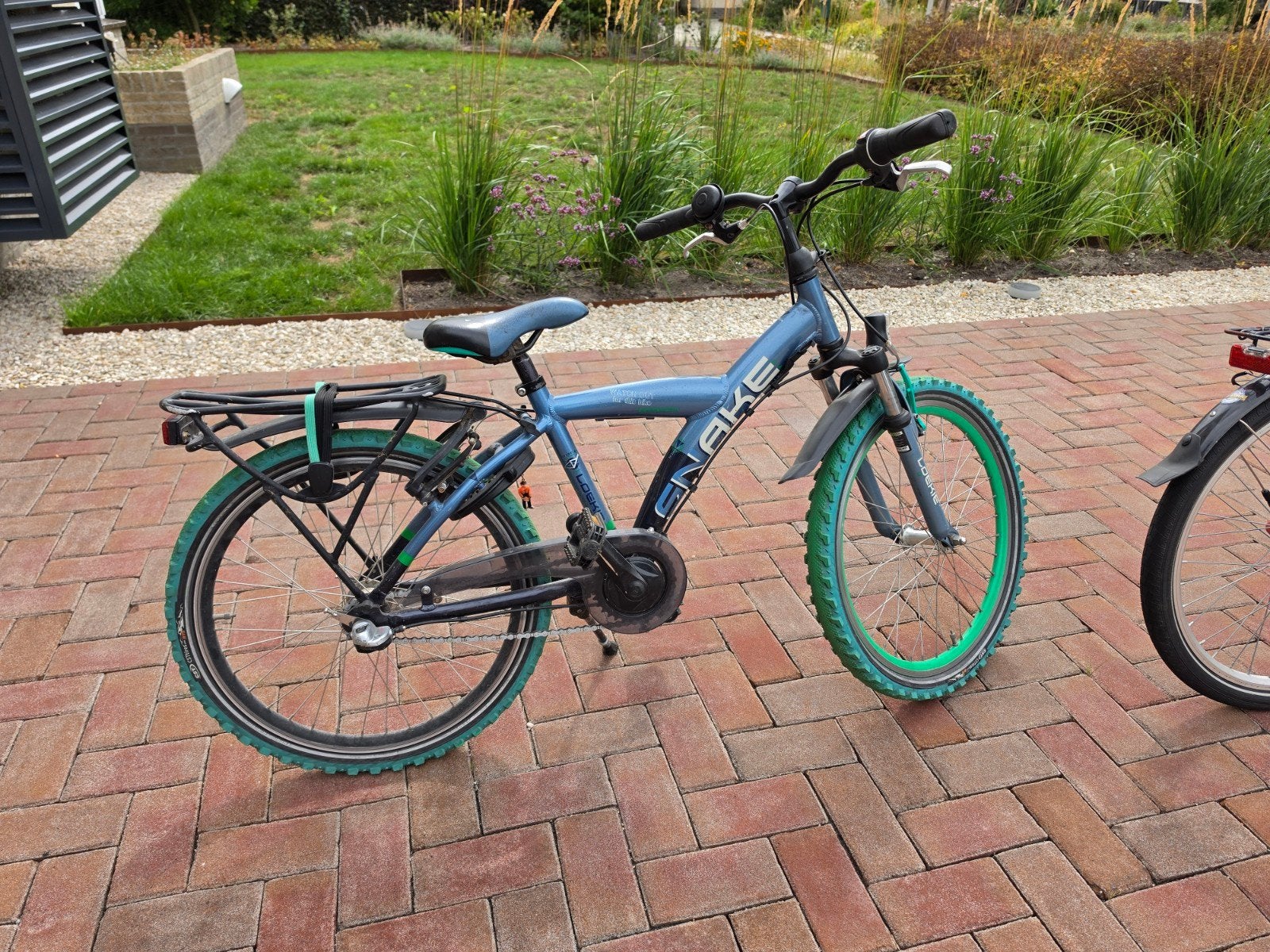 Loekie Snakes jongensfiets 22 inch, Fietsen en Brommers, Terugtraprem, Gebruikt, Minder dan 49 cm, Ophalen