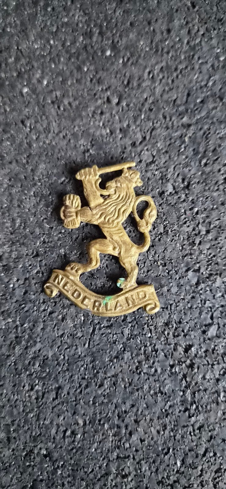 Baret baret embleem de Nederlandse Leeuw, Verzamelen, Ophalen of Verzenden, Landmacht, Nederland, Embleem of Badge