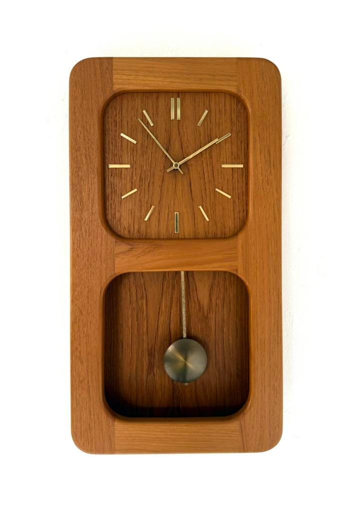 Vintage teakhouten wandklok, DANclock ‘70, Antiek en Kunst, Ophalen of Verzenden