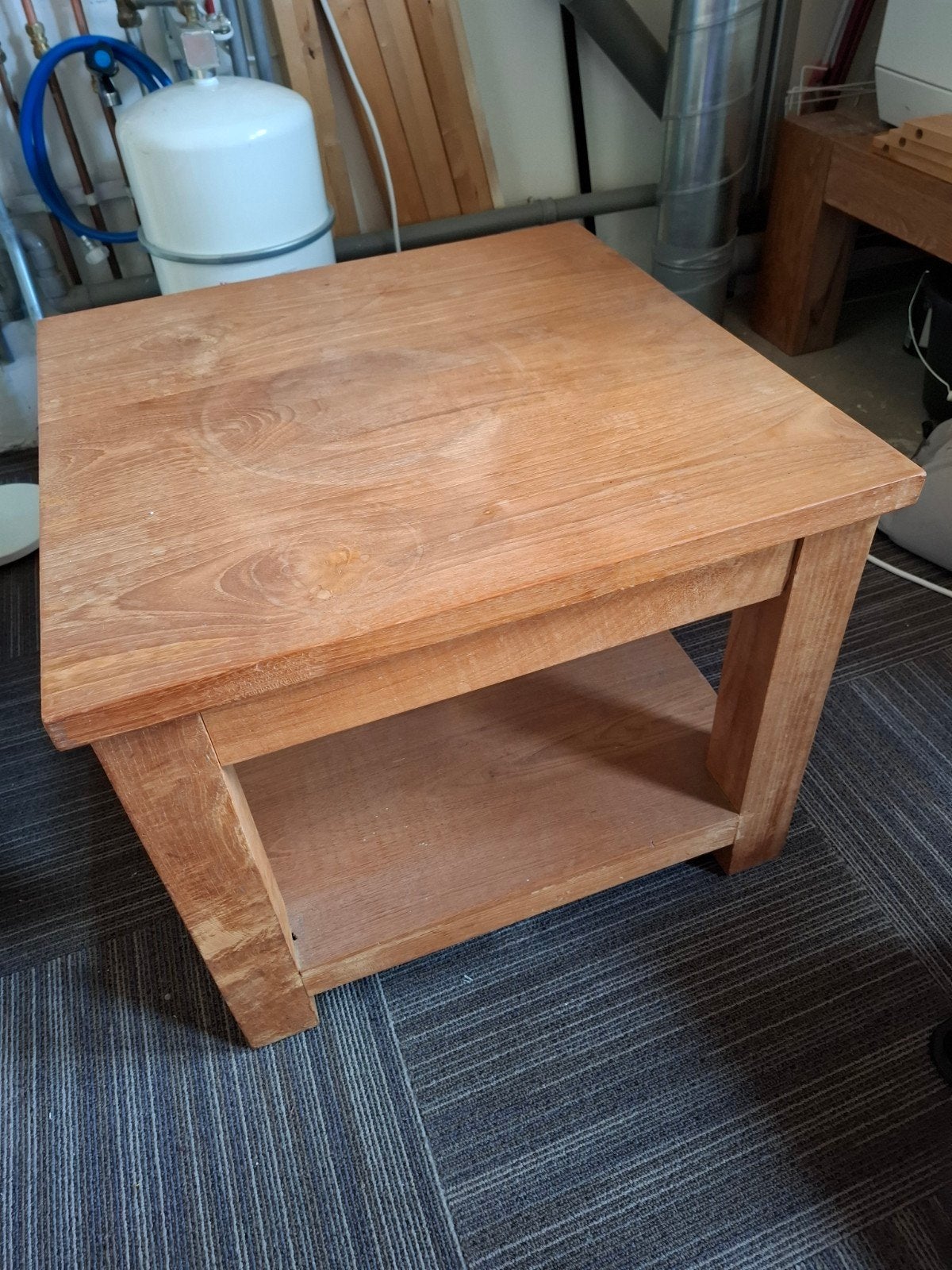 Teakhouten salontafel met opbergplank, Huis en Inrichting, Tafels | Salontafels, Ophalen, Gebruikt, 50 tot 100 cm, Rustiek, Klassiek