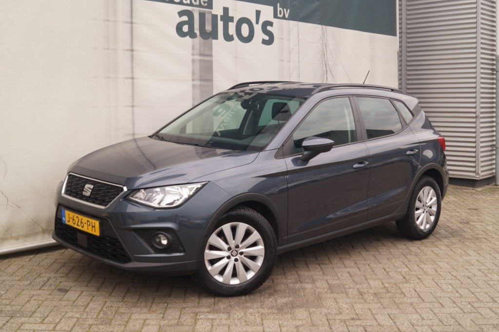 SEAT Arona 1.0 TSI Style Business Intense -ECC-NAVI-CAM-PDC-, Auto's, Voorwielaandrijving, Dealer onderhouden, Stof, Gebruikt