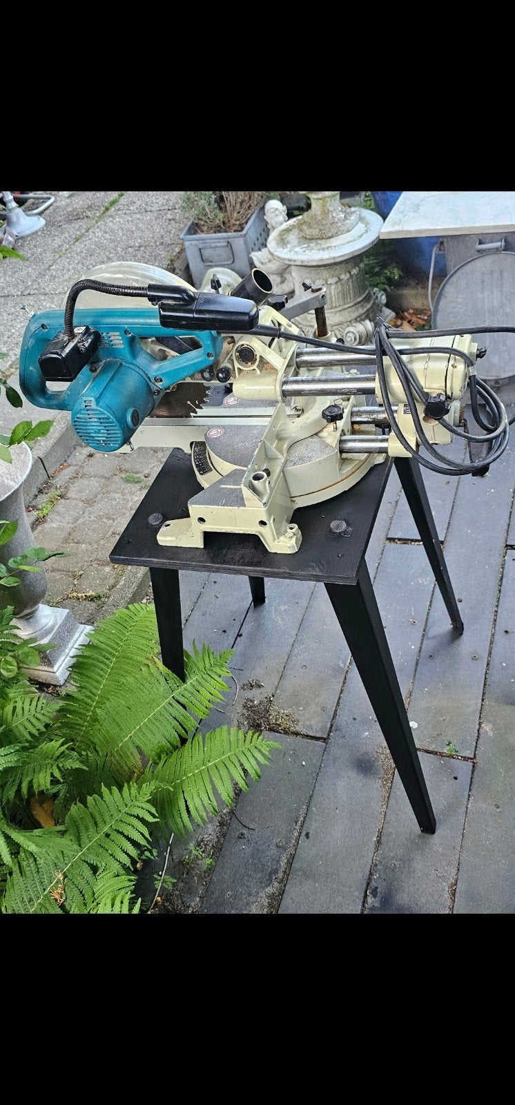 Makita afkortzaagmachine.LS0714 Met onderstel., Doe-het-zelf en Verbouw, Gereedschap | Zaagmachines, Ophalen
