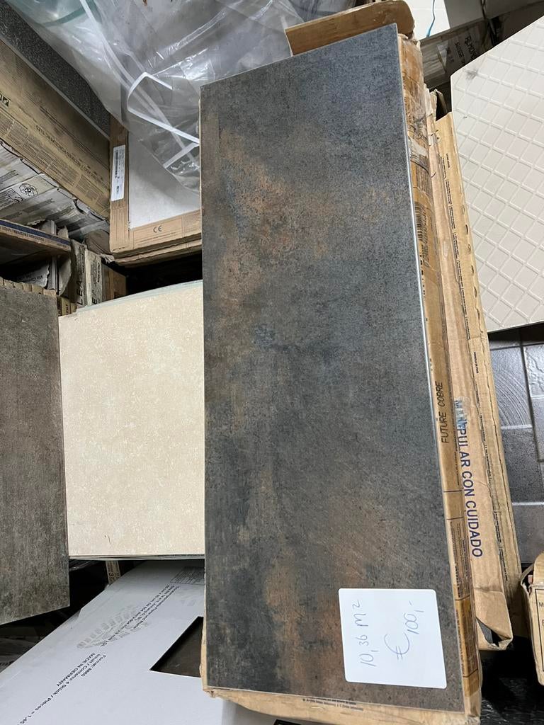 Wandtegels 25x70 cm Keraben €100,-  voor 10,36 m2, Ophalen, 60 cm of meer, Nieuw, 10 m² of meer