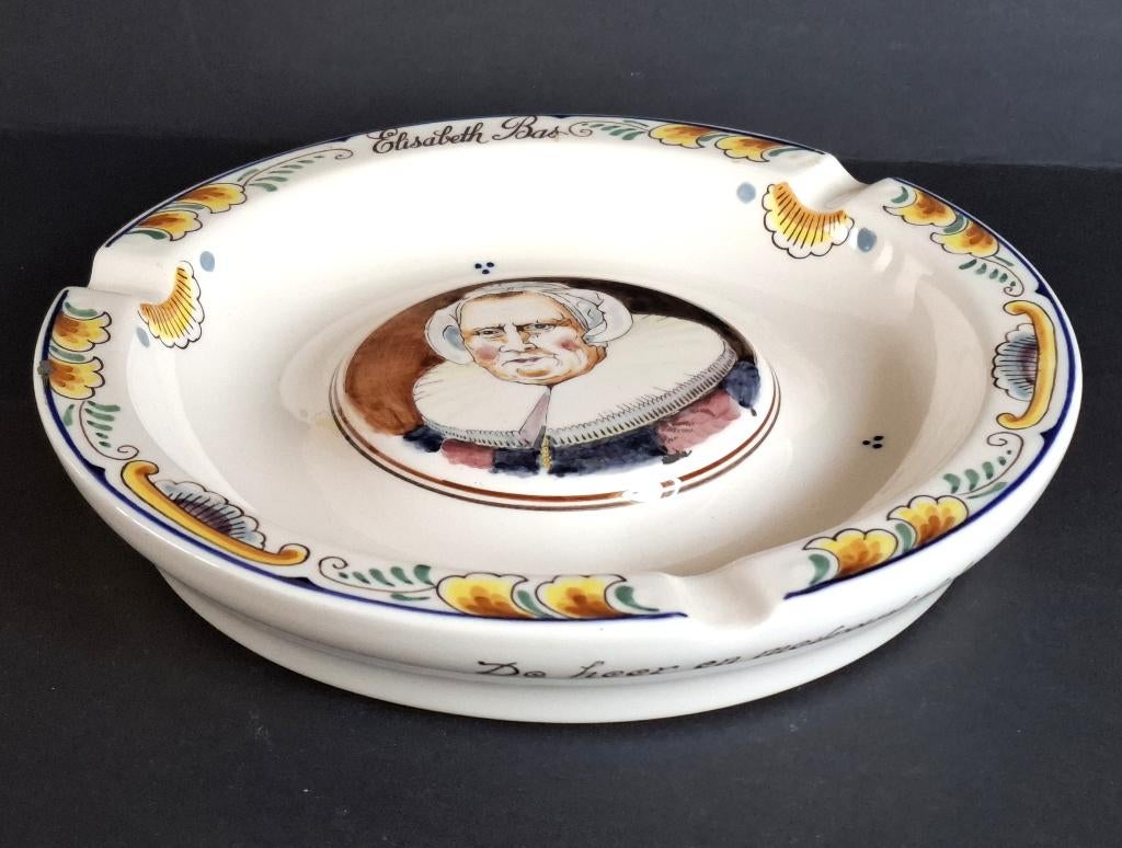 aardewerk asbak uit 1961, Antiek en Kunst, Antiek | Keramiek en Aardewerk, Ophalen of Verzenden