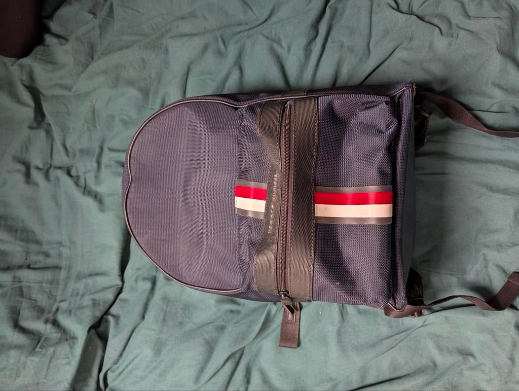 Tommy Hilfiger Rugzak met gewatteerd laptopvak - uitstekend, Ophalen of Verzenden, Zo goed als nieuw, Overige merken