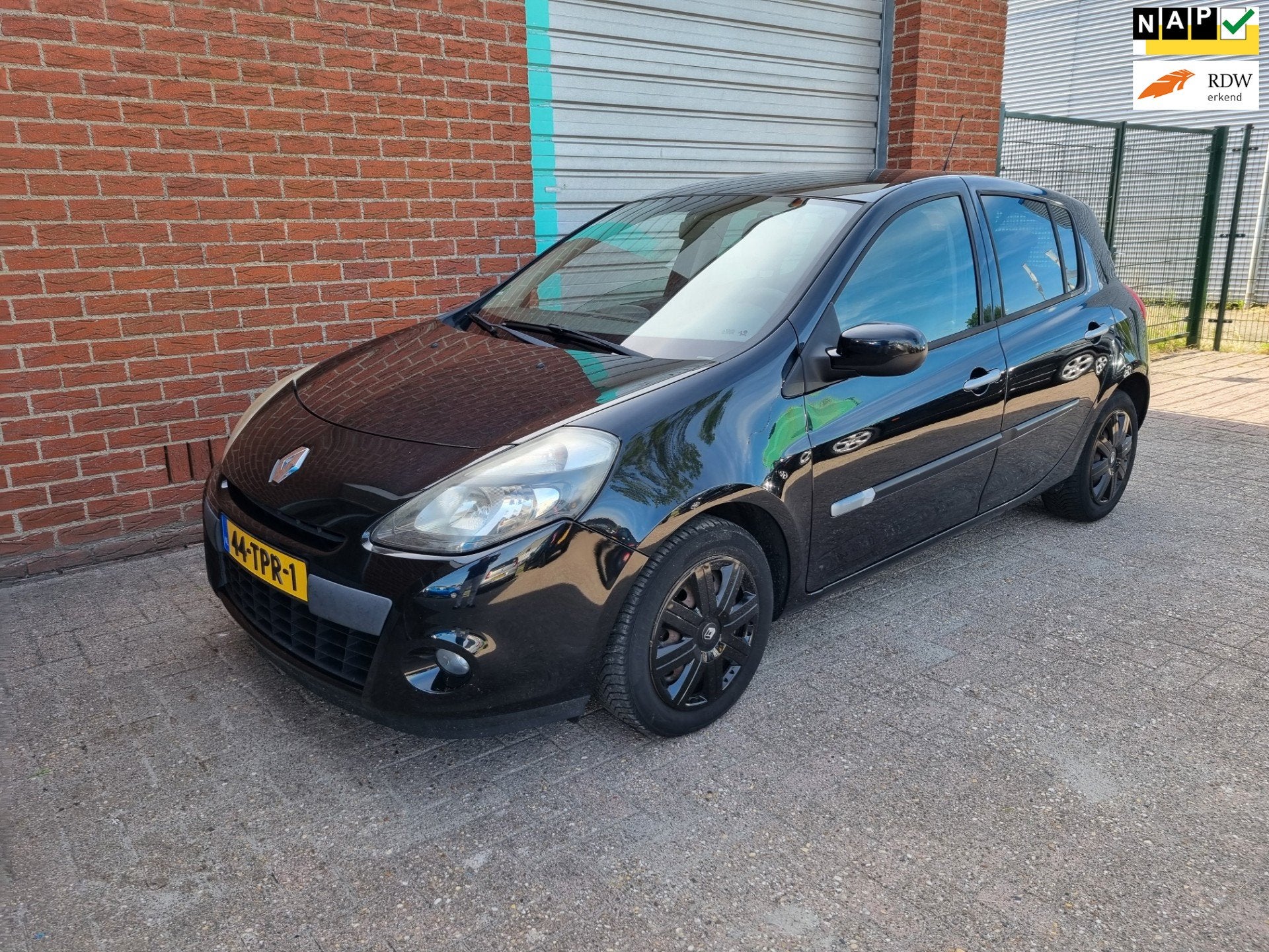Renault Clio 1.5 dCi Authentique 5-Drs airco! Bj:2012 NAP!, Auto's, Renault, Voorwielaandrijving, Euro 5, Gebruikt, 4 cilinders