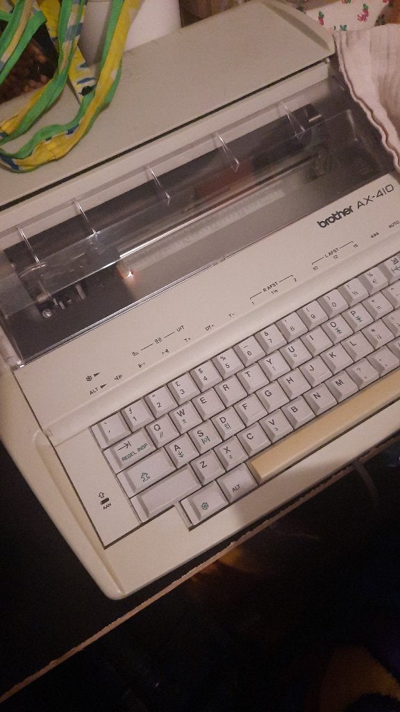 Typemachine   met extra lint, Ophalen, Zo goed als nieuw