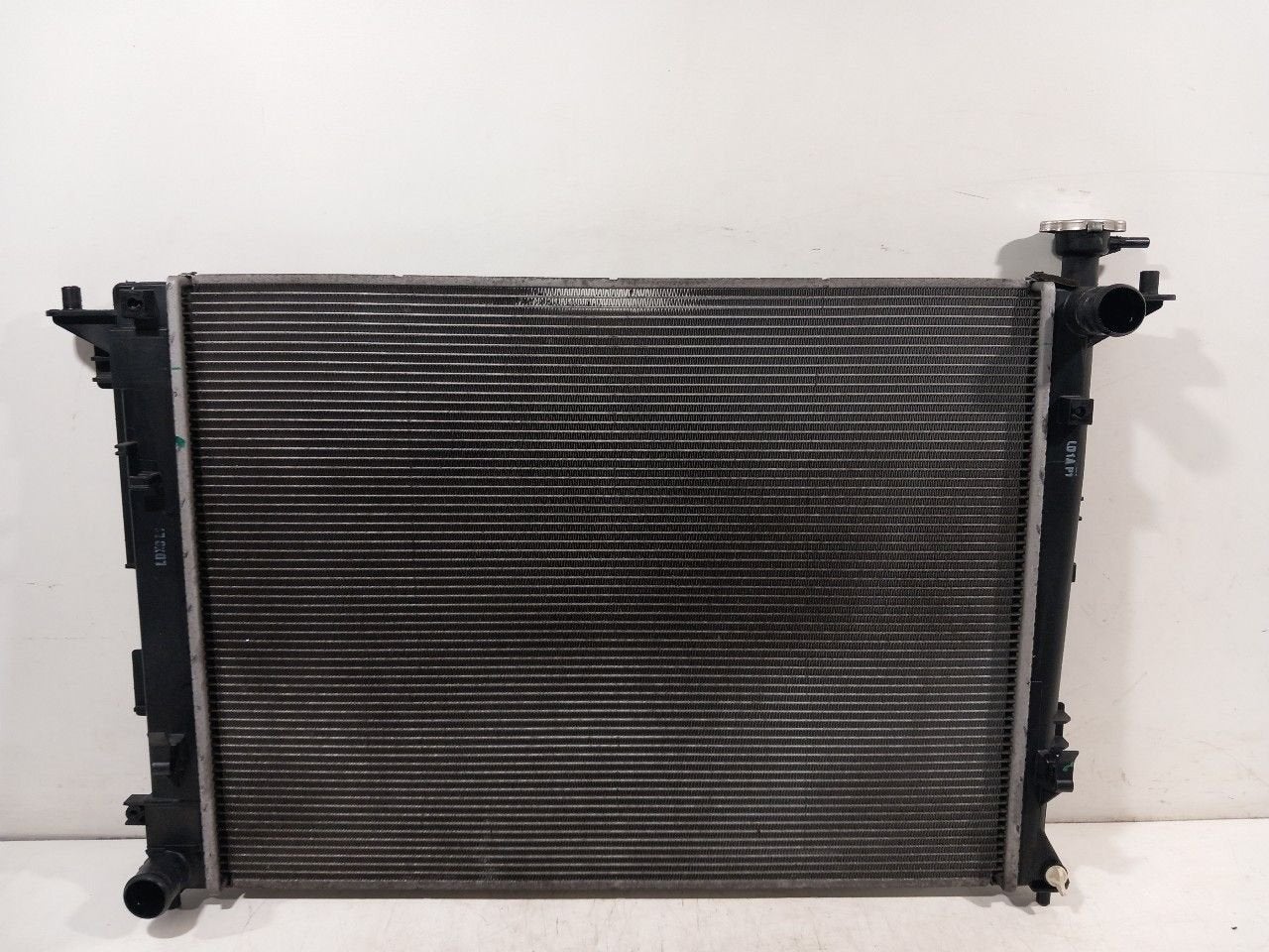 Radiateur Hyundai iX 35, Auto-onderdelen, Onderdelen@venauto.nl, Van der Ven Autorecycling B.V., Gebruikt, Ettenseweg 76, 4706 PB Roosendaal, The Netherlands