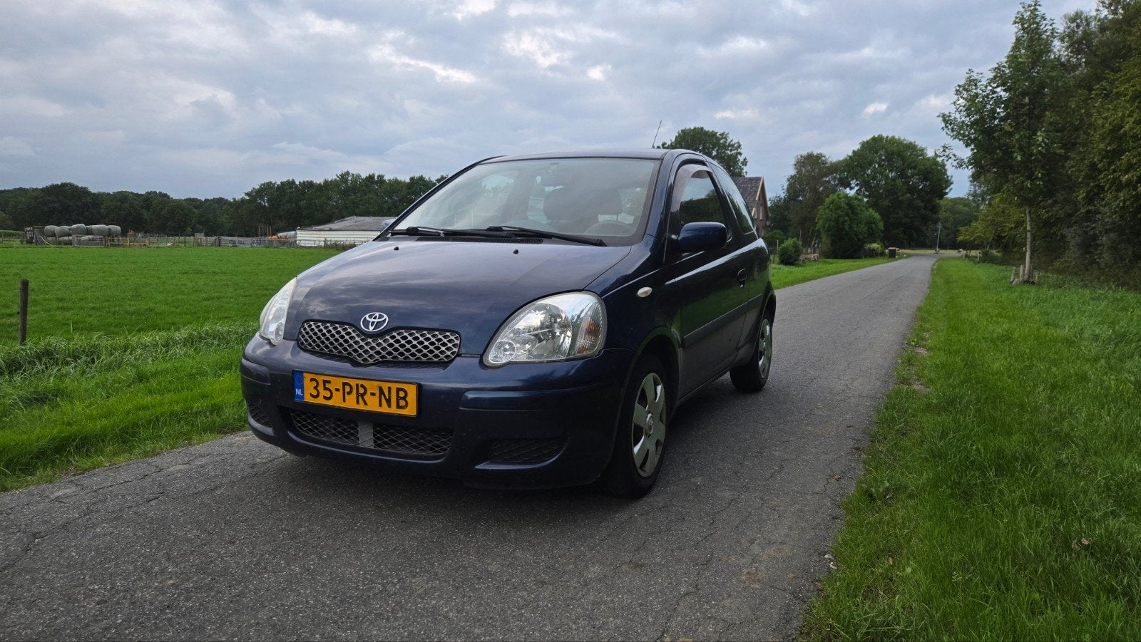 Toyota Yaris 1.3 16V Vvti 3DR Linea SOL 2004 Blauw, Auto's, Toyota, Voorwielaandrijving, 31 €/maand, 4 cilinders, Origineel Nederlands